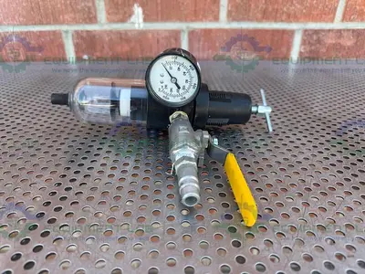 USED PARKER 06E21A13AA PNEUMATIC FILTER REGULATOR W/ GAUGE 0-160PSI, VALVE