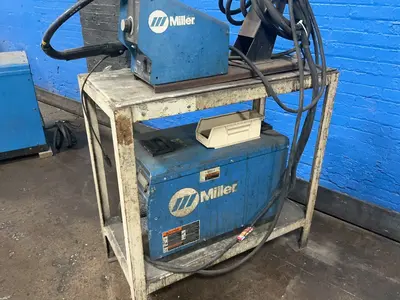 USED MILLER INVISION 456MP