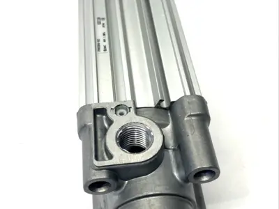 CP96SDB40-50C | SMC  Pneumatic Tie Rod Cylinder 40mm Bore 50mm Stroke - Used