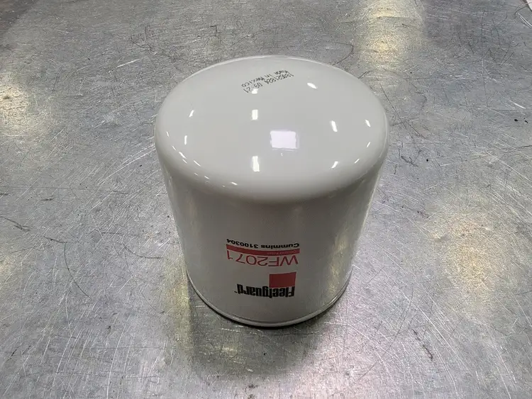 New | in-Stock FLEETGUARD WF2071 Parts (Hydraulics and Pneumatics) British Columbia CA | Lenmark #266337