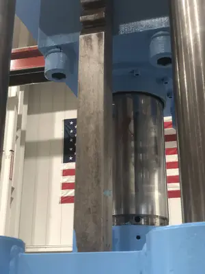 USED 1984 K.R. WILSON K.R. WILSON COMPRESSION MOLDING PRESS