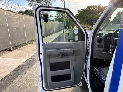 Used 2023 FORD E-350 Reefer Trucks Florida US | Truck and Van Outlet #1509231