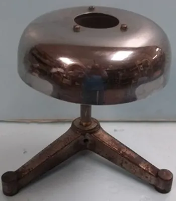 QTY. 1. FLASH POINT STAND WITH BELL....