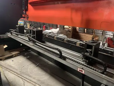 USED AMADA HFB-1254