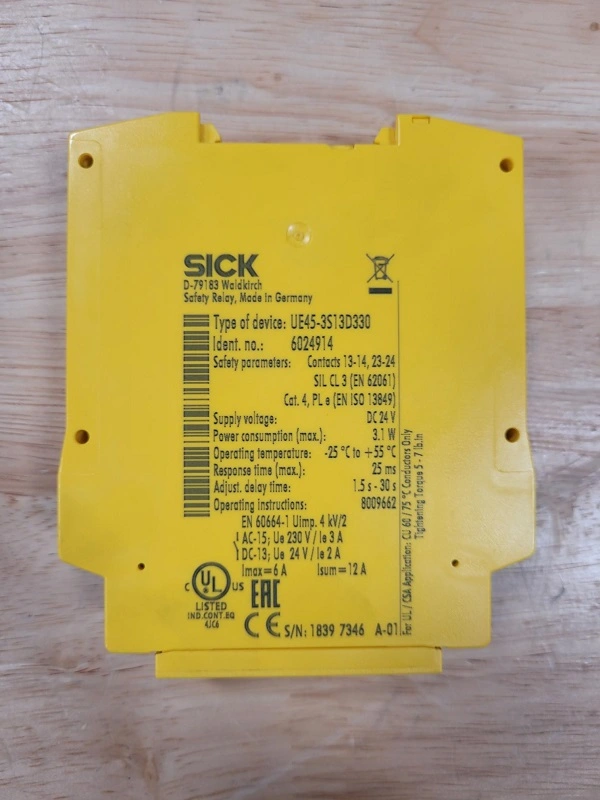 Thompson Machinery Controller Relay Fail Safe Cat. 3 24VDC Delay Off