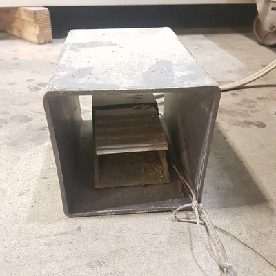 Pneumatic Motion Chop Saw