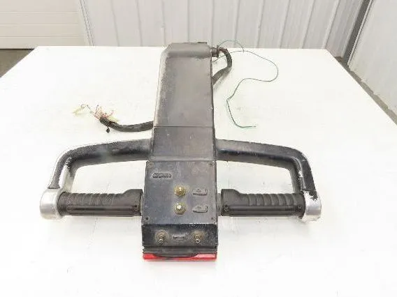 Used CROWN _UNKNOWN_ Forklift Attachments | Arrow Industrial #563097