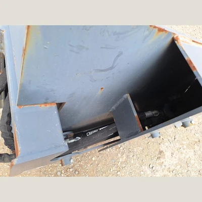 Wolverine 6ft Wide Skid Steer Bucket