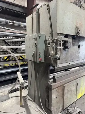 USED 1983 DE LAURICE 17510