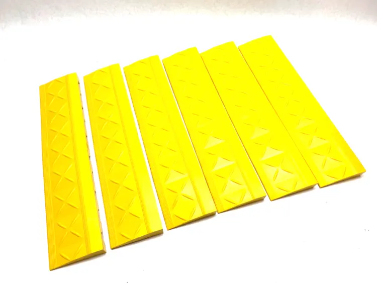 Used ERGO ADVANTAGE ANTI-FATIGUE FLOOR MAT, FEMALE EDGING 18" L X 4" W Misc Industrial Equipment | Maverick Industrial Sales #1104322