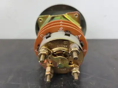 NEW ELECTROSWITCH 23304G