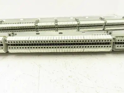 Phoenix Contact Terminal Block DIN Rail 28-12AWG 2.5mm² 600V 25A Lot of 250+