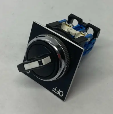 USED FUJI 2-POSITION SELECTOR SWITCH, MAINTAINED, NON-ILLUMINATED