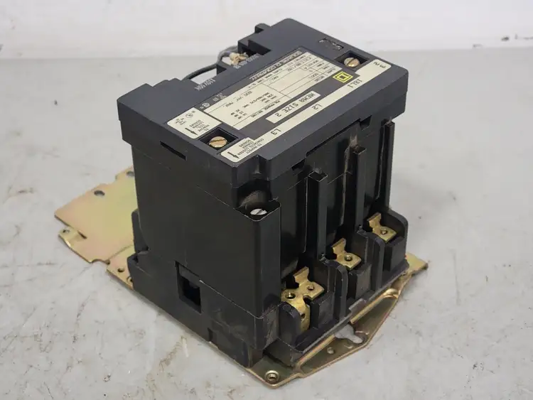 Used SQUARE D 8536SDG1V02S Switchgears British Columbia CA | Lenmark #240961