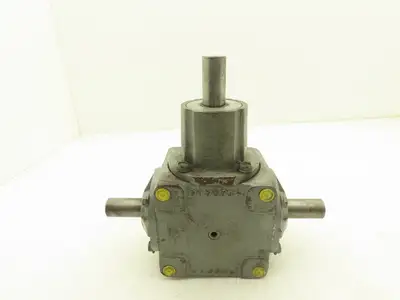 Boston Gear R1214-2-D Right Angle Drive 2:1 Gearbox 7.8Hp 875 RPM 1" Dual Shaft