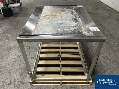 USED Environmental Specialties Enviromental Specialties Environmental Chamber, Model ES2000