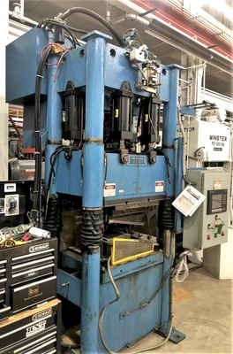 USED BECKWOOD BECKWOOD 4-COLUMN PRESS