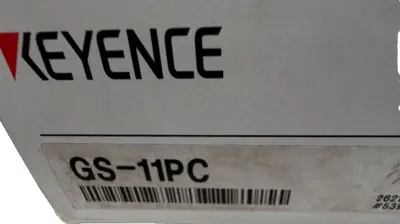 NEW KEYENCE GS-11PC SAFETY INTERLOCK SWITCH GS11PC