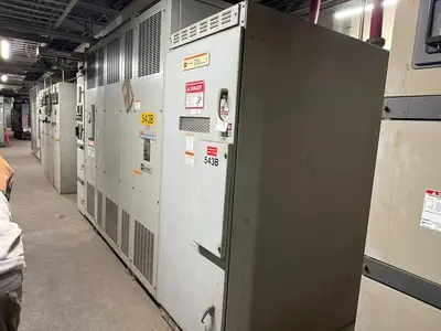 ABB CUTLER HAMMER 2500/3333 kVA 13800 Delta to 600Y Dry Type Transformer W/ GEAR