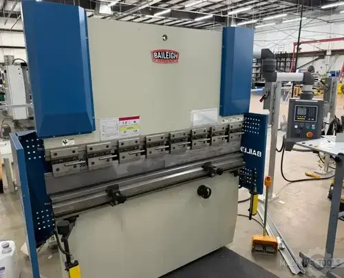 Used 2019 BAILEIGH BP-3305CNC Press Brakes Arizona US | KD Machinery #395580