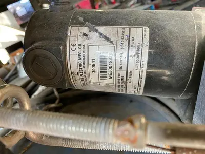 USED MILLER 300941