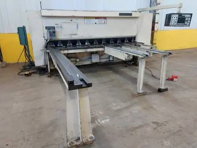 10' x 1/4" CINCINNATI MODEL #2500 CNC HYDRAULIC POWER SHEAR WITH FRONT & BACK GAUGING: STOCK #12587