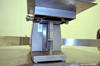 Used WEST LW Cappers Pharmaceutical - Crimp Illinois US | Aaron Equipment #86985