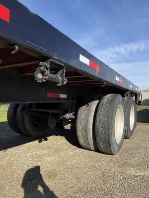 USED 1970 UTILITY 40 FT