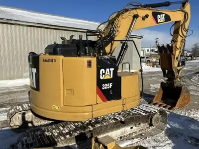 Used 2017 CATERPILLAR 325FLCR Crawler Excavators New York US | Beck Equipment #1509283