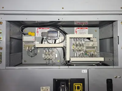 USED SQUARE D EG44D