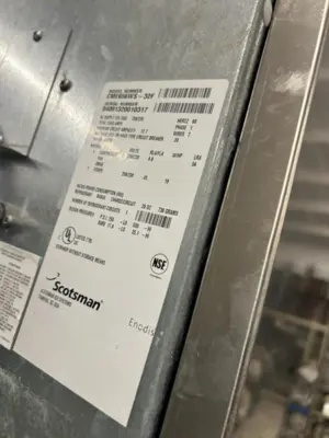 7-0043 Scotsman Ice Machine with Bin