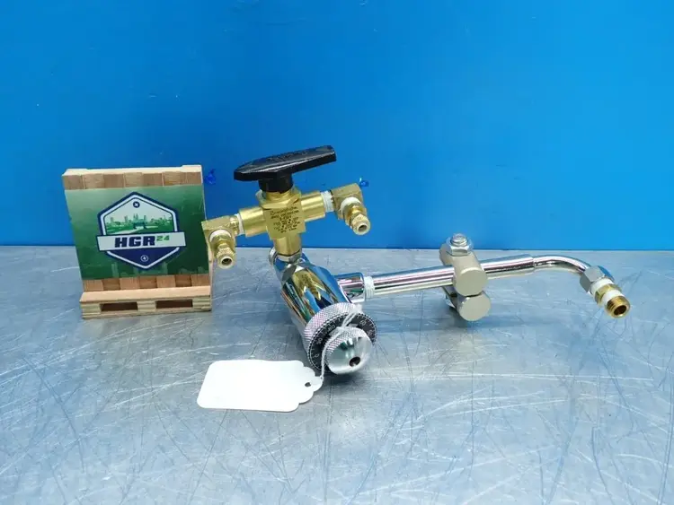 Used SWAGELOK B43XF4 Valves/Fittings | HGR 24 #732802