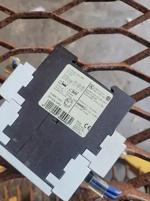 USED SIEMENS 3RP1505-1AP30