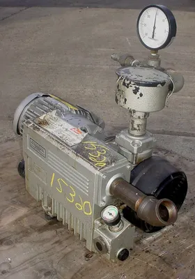 USED BUSH VACUUM PUMP RC 0025-C406-1000