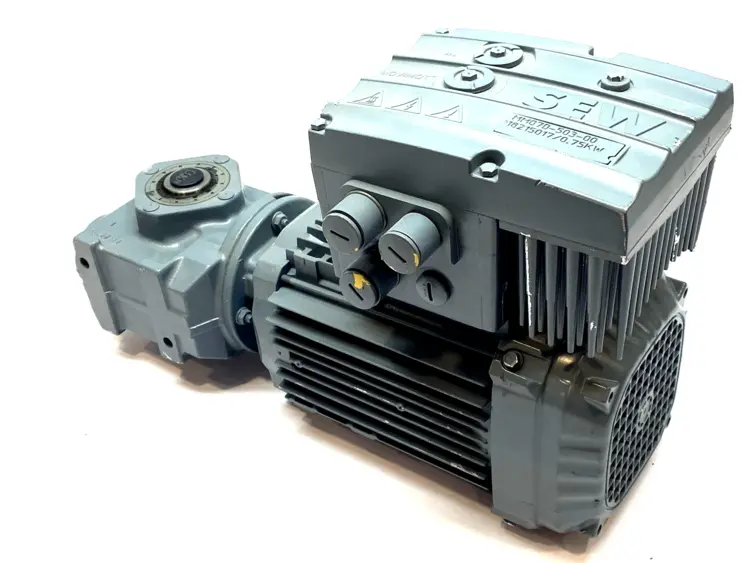 Used SEW-Eurodrive Gear Motor 0.75kW 280RPM Gearmotors Michigan US | Maverick Industrial Sales #1394371