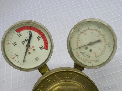 Used UNIWELD _UNKNOWN_ Air Pressure Regulators | OCO Industrial #1645050