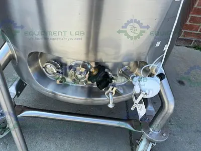 USED ALLEGHENY 400 LITER STAINLESS STEEL JACKETED REACTOR 45 PSI W/ 5 HP TOP MIXER