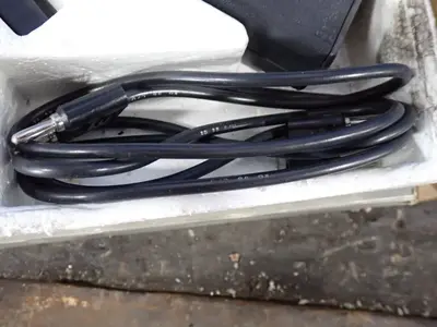 USED FLUKE Y8100