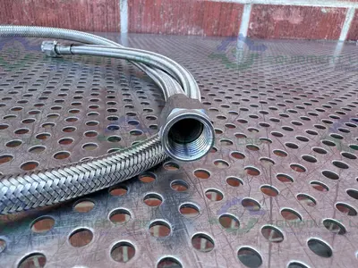 Unbranded 42" Stainless Steel Braided Hose w/ 1/2" NPT Fittings