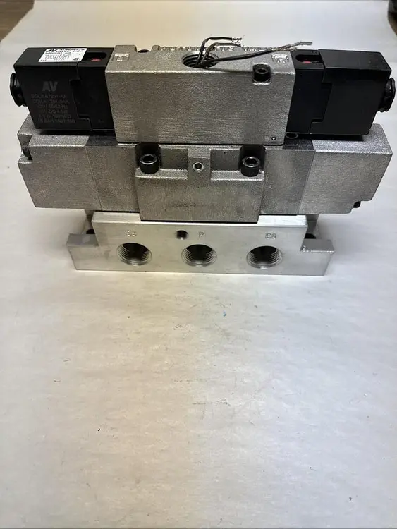New | in-Stock AUTOMATIC VALVE 409B67S3S3-AAA Solenoid Valves Ohio US | Surplus Asset Holdings #1226106