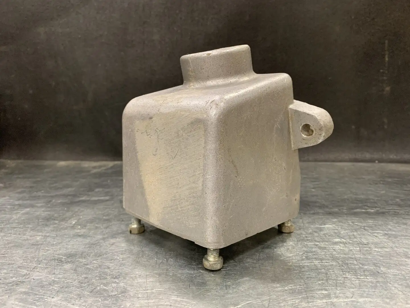 NEW EATON ARE46