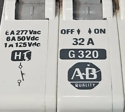 Allen-Bradley 1492-CB2 G320 H1 Ser A Circuit Breaker 32A loc4D2