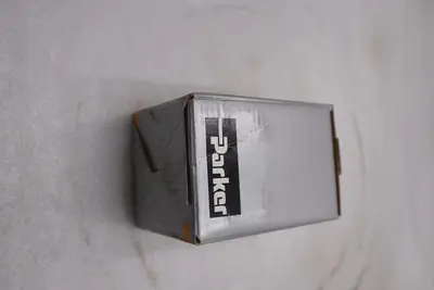 NEW PARKER 73218BN5VN00 SOLENOID VALVE - STOCK GF406A