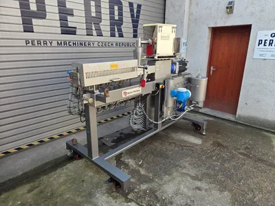 Used BAKER PERKINS MP24PH Food Extruders CZ | Perry Equipment #1307420