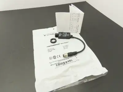 Allen Bradley 42KL-RTC-G3 Photoelectric Proximity Switch 30m Sensing Range