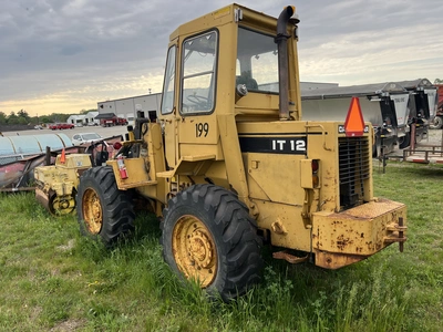 USED CAT IT 12 WHEEL LOADER /