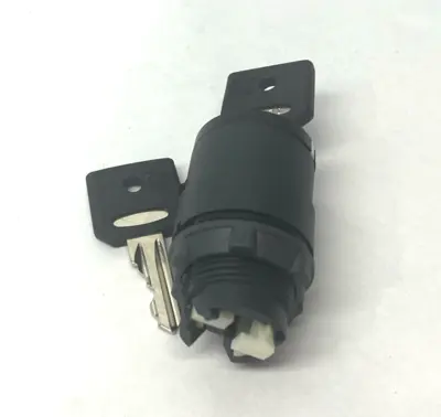 New | in-Stock Schneider Electric Harmony Key Selector Switch Ø22mm 3-Position Main. Relays & Switches Michigan US | Maverick Industrial Sales #1392689