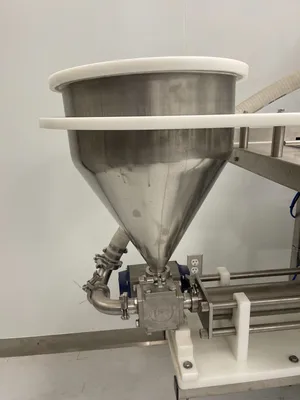 USED 2021 INLINE FILLING SYSTEMS Single Head Bench top Semi-Automatic N₂ Gas Dosing Filler