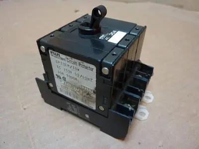 USED FUJI ELECTRIC CP33EM/30W