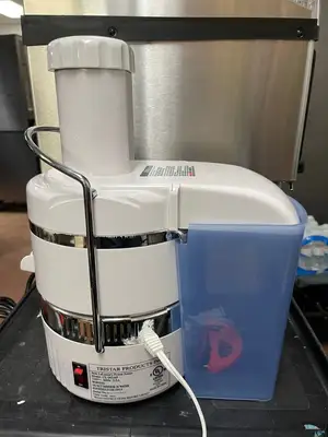New | in-Stock Tristar Used Tristar Jack LaLanne Centrifugal Deluxe Juice Extractor Machine 120V Restaurant Small Appliances Illinois US | Falcon Restaurant Supply #1375815